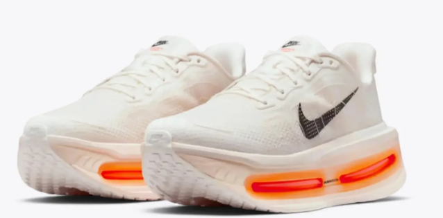 Nike Vomero Premium | Sail & Coconut Milk, Total Orange