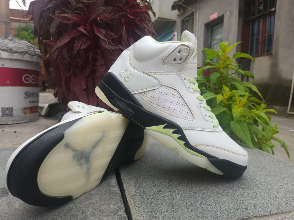 Air Jordan 5 Retro Pale Green | Meadow Pause