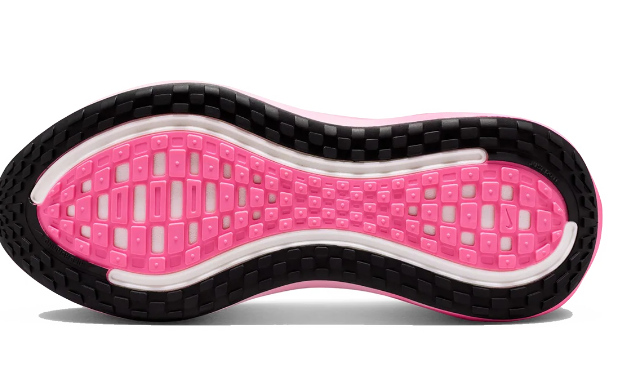 Nike Vomero Plus | Open Interval