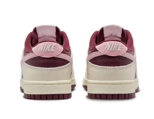 Nike Dunk Low Premium 'Valentine's Day 2023' | Love Letter DR9705-100