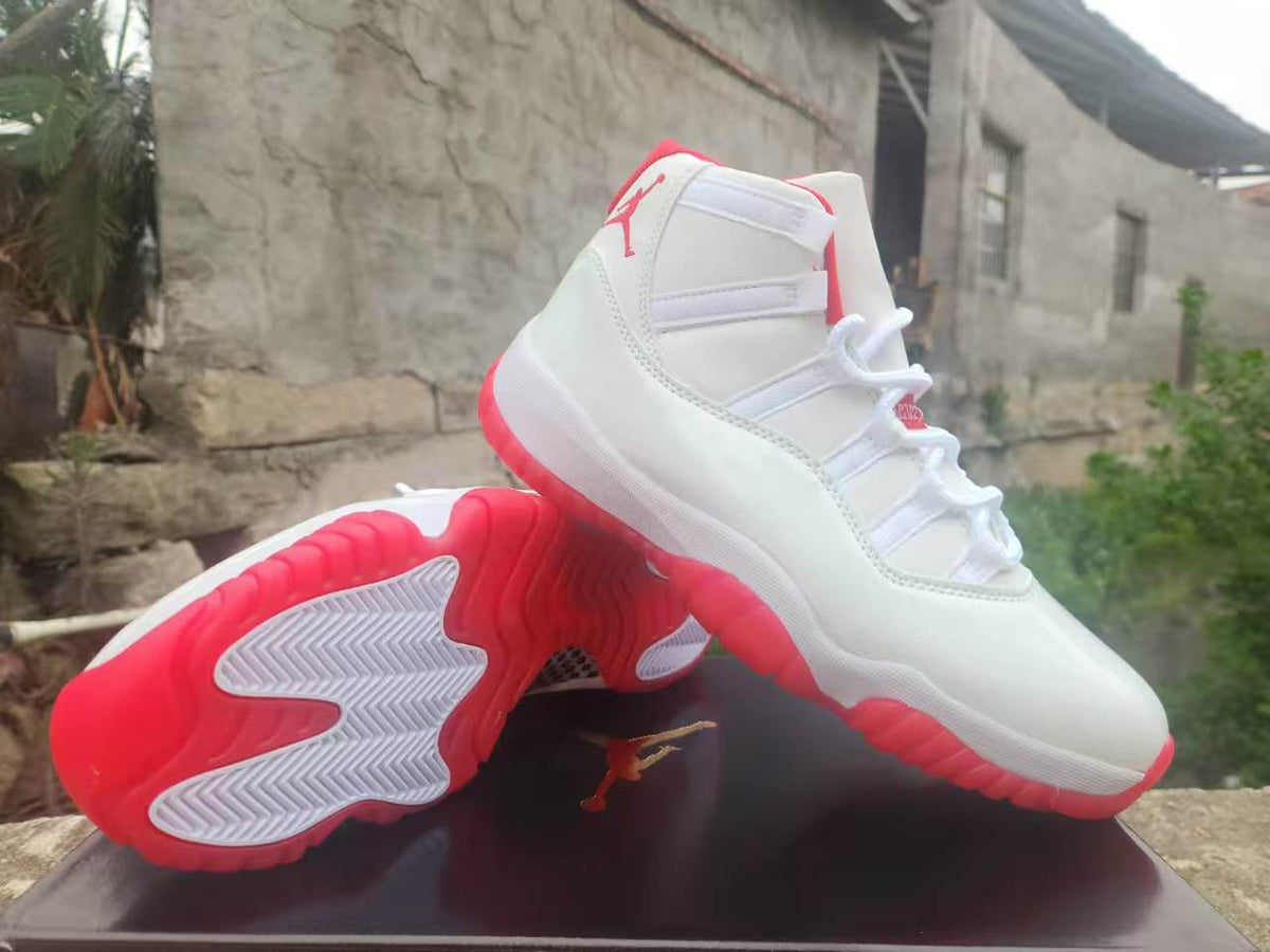 Air Jordan 11 White/Red | Crimson Daybreak