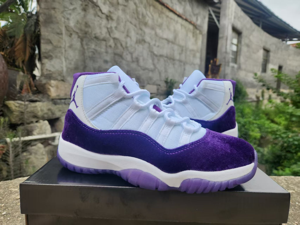Air Jordan 11 White/Velvet Purple | Violet Overture