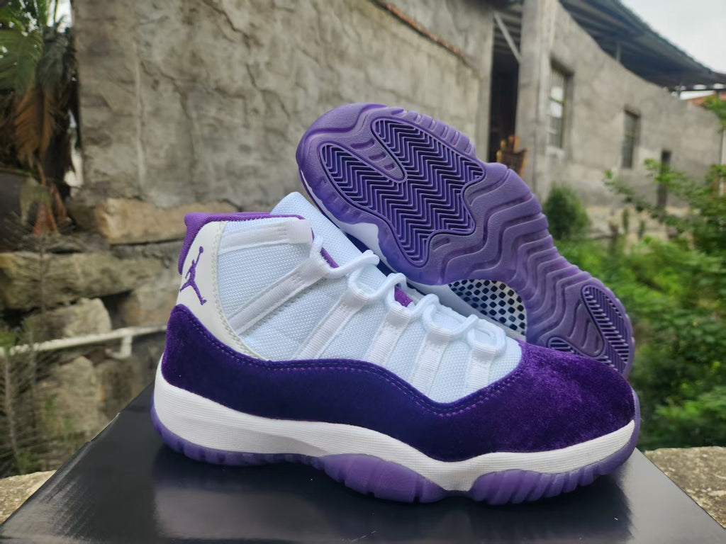 Air Jordan 11 White/Velvet Purple | Violet Overture